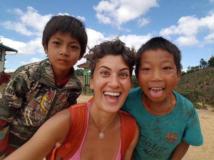 İşten çıkarıldı, dünyayı geziyor  G1