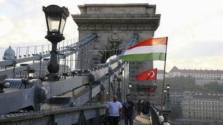 Macaristan Erdoğan'ı böyle bekliyor!