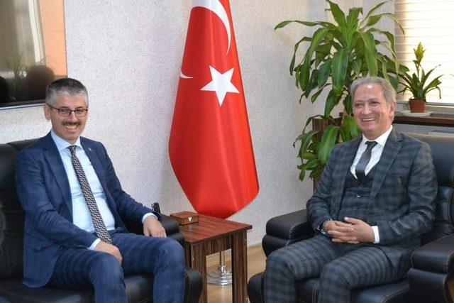 AK Parti İl Başkanı Çopuroğlu, Milli Eğitim Müdürü Ekinci’yi ziyaret etti