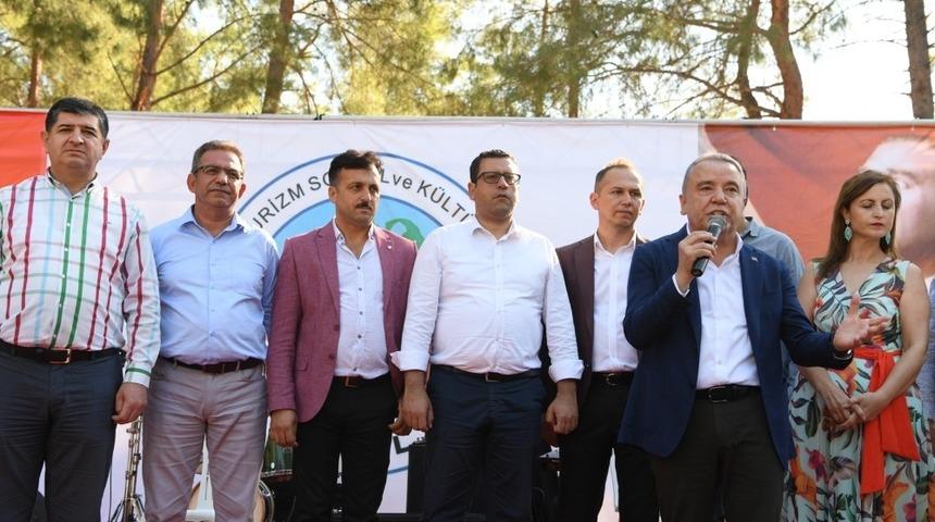 Başkan B&ouml;cek, Burdurlularla buluştu