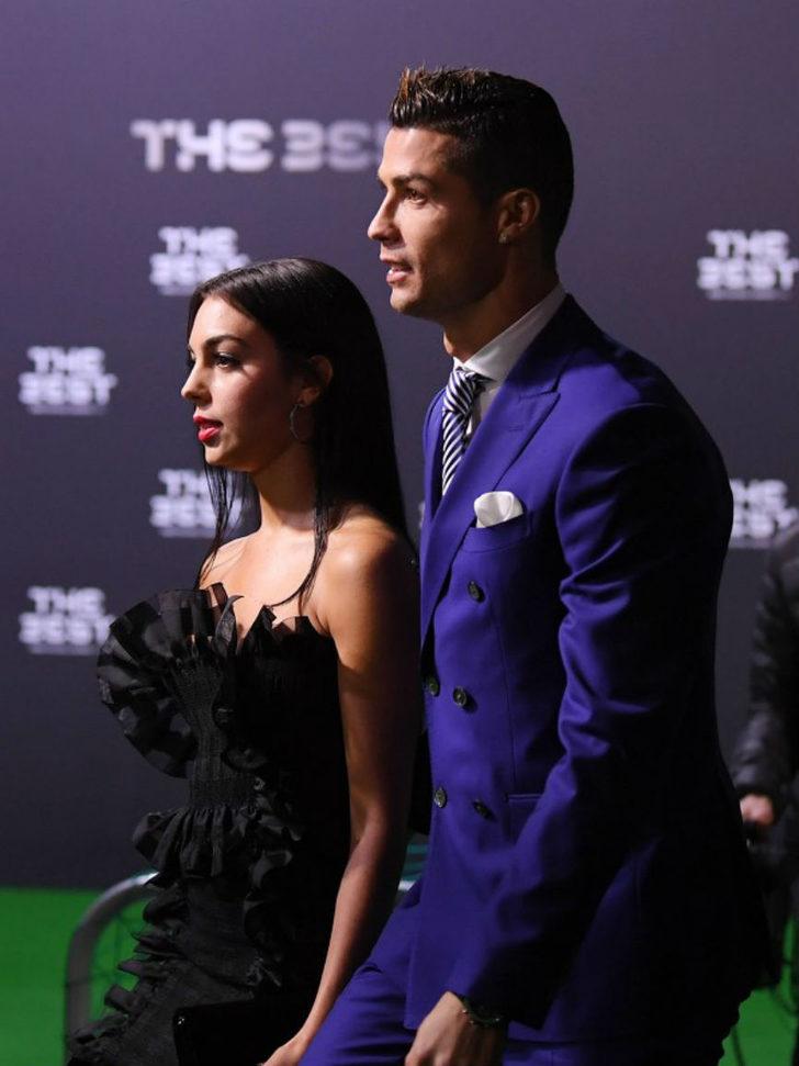 Irina Shayk'ın başı, Ronaldo yüzünden belada! G5