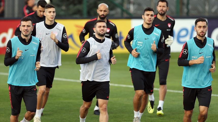 Ömer Bayram ve Yunus Mallı milli takım kampında açıklamalarda bulundu