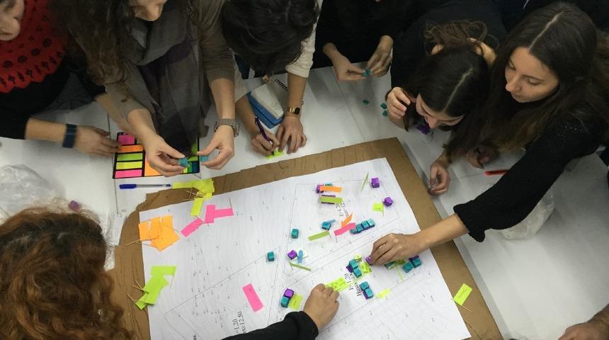 Kalıpların dışında bir mimarlık pratiği: Düzce Umut Atölyesi