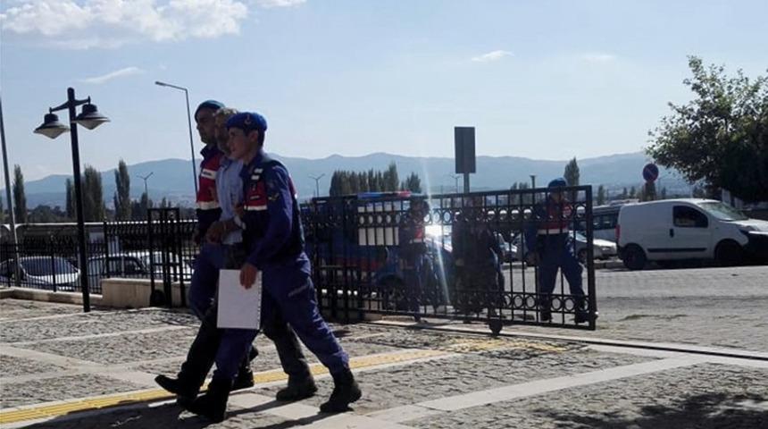 Jandarmanın 2 yıldır peşinde olduğu uyuşturucu satıcısı yakalandı