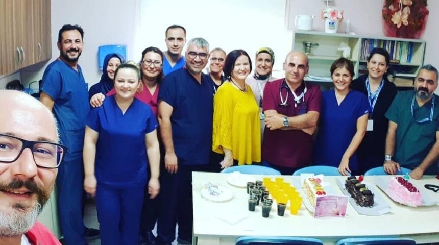 Balıkesir acil serviste yaş g&uuml;n&uuml; s&uuml;rprizi