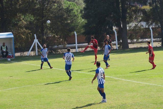 Foça Belediyespor deplasmanda kazanmayı bildi