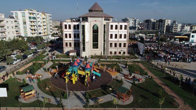 Ceyhan Cemevi’ne konserli açılış