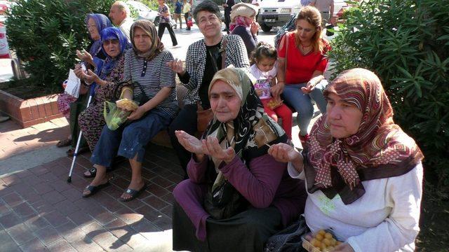 Nazilli’de Batman Şehitleri için lokma döküldü, mevlit okundu