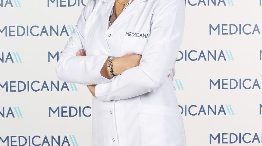 Anne s&uuml;t&uuml; bebeğin ilk aşısı