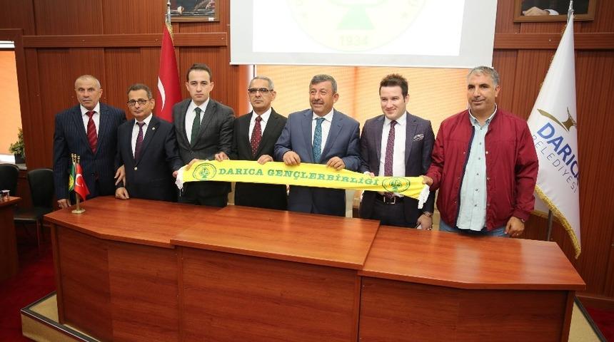 Darıca Gen&ccedil;lerbirliği olağan&uuml;st&uuml; kongresini yaptı