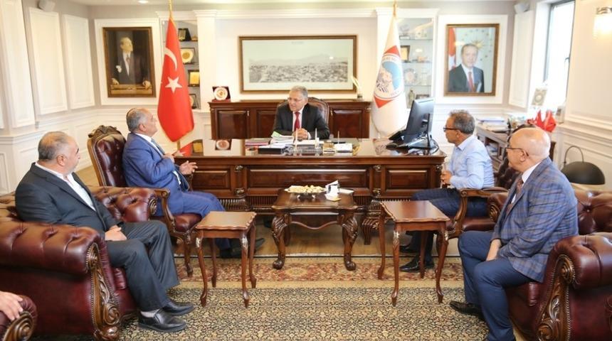 Yozgatlılar Federasyonu&rsquo;ndan Başkan Memduh B&uuml;y&uuml;kkılı&ccedil;&rsquo;a ziyaret