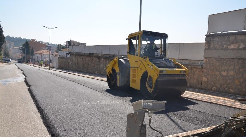 Kapsamlı asfalt &ccedil;alışmaları devam ediyor