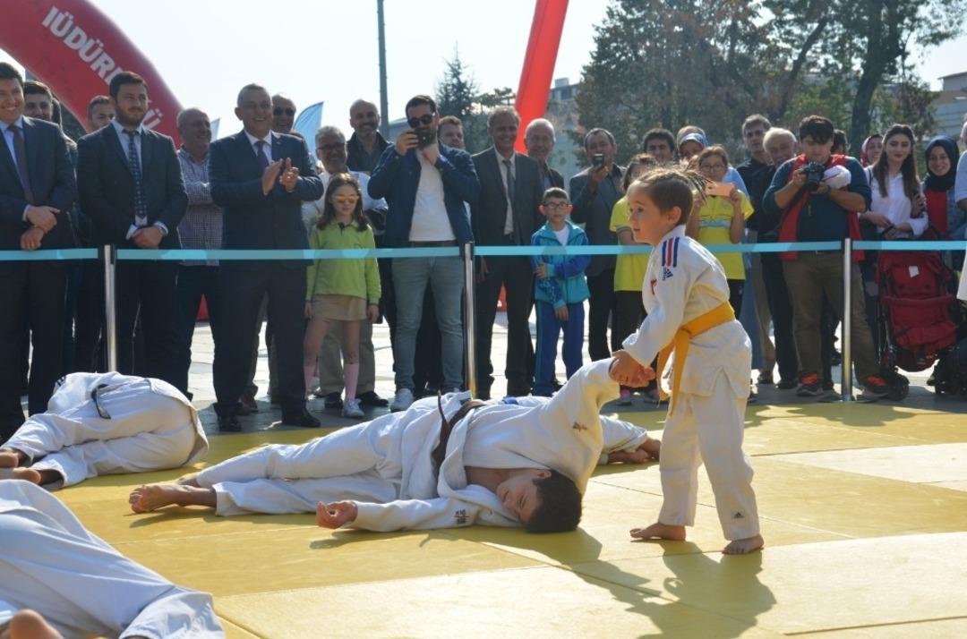 Amat&ouml;r Spor Haftası renkli g&ouml;r&uuml;nt&uuml;lerle başladı