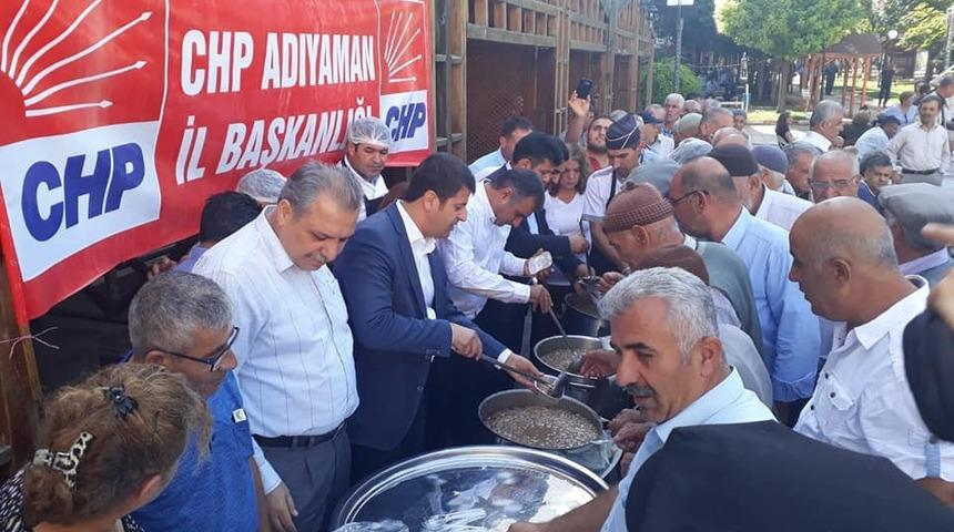 CHP&rsquo;den aşure ikramı