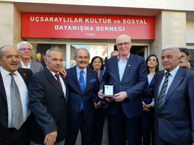 Kazım Kurt aşure etkinliklerine katıldı