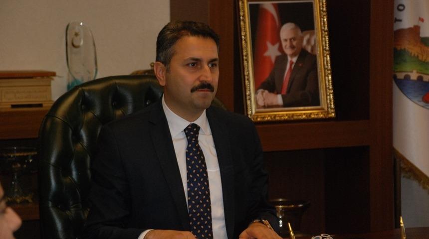 Gen&ccedil;lerin g&ouml;z&uuml;nden belediyecilik &ccedil;alıştayı yapılacak