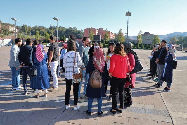 Öğrencilerden formasyon için açılan kontenjana tepki