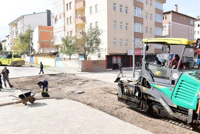 Yakutiye, asfalt takvimini tamamlıyor