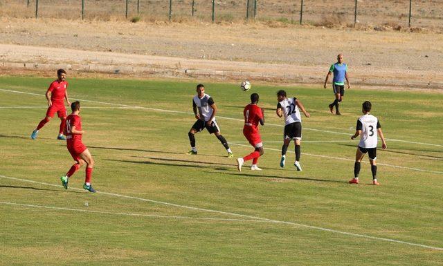 Manavgat Belediyespor 3’te 3 yaptı