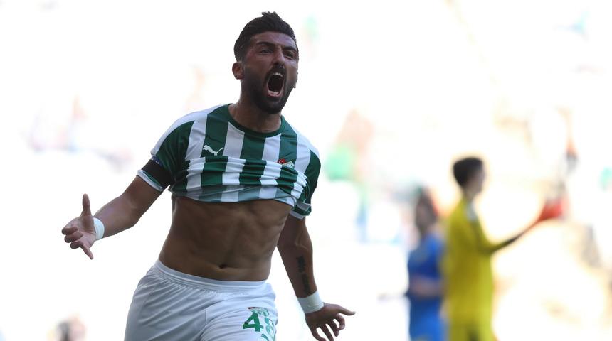 Bursaspor ilk galibiyetini Ankarag&uuml;c&uuml;'nden aldı: 1-0