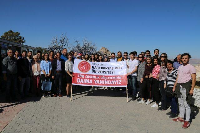 Nevşehir Hacı Bektaş Veli Üniversitesi 1. sınıf öğrencilerine ‘Geleneksel Uyum Gezisi’ düzenlendi