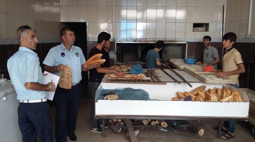 Zabıta ekipleri fırınları denetledi