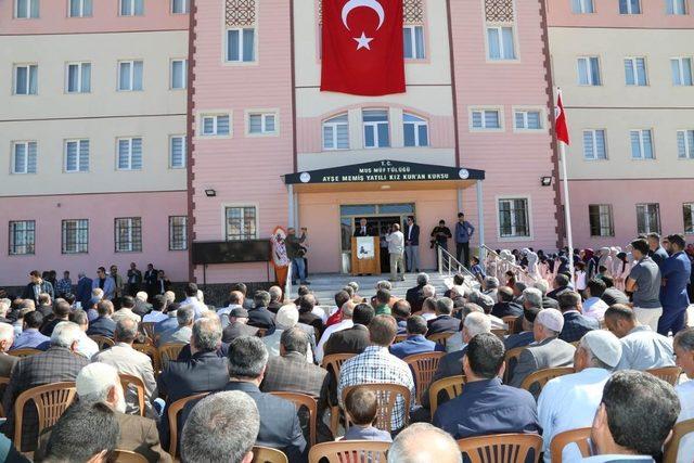 Ayşe Memiş Yatılı Kız Kur’an Kursu hizmete açıldı