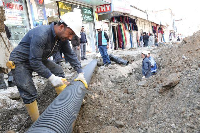 50 yıl sonra kanalizasyona kavuştular