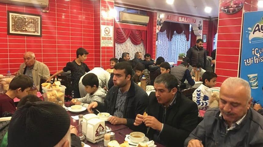 G&uuml;ne camide namazla başlıyorum projesi başladı