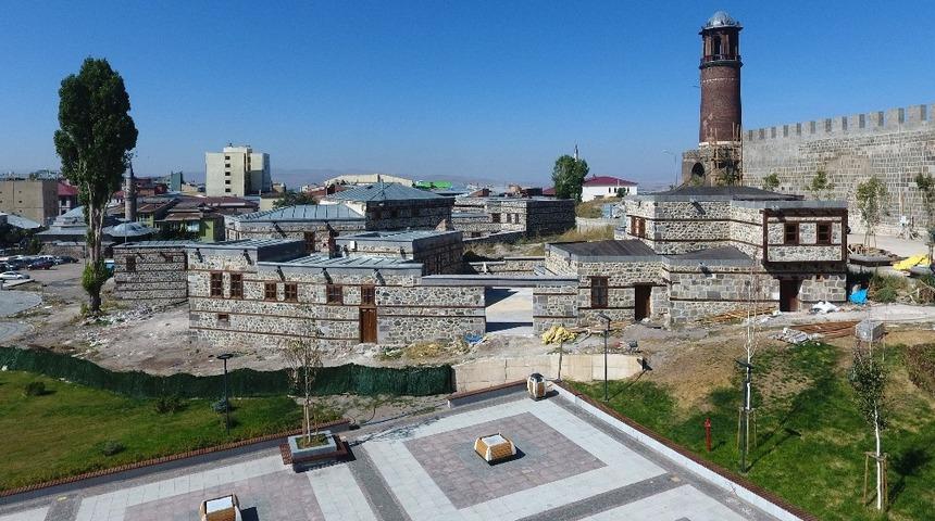 Büyükşehir tarihi Erzurum Evleri’ni restore ediyor