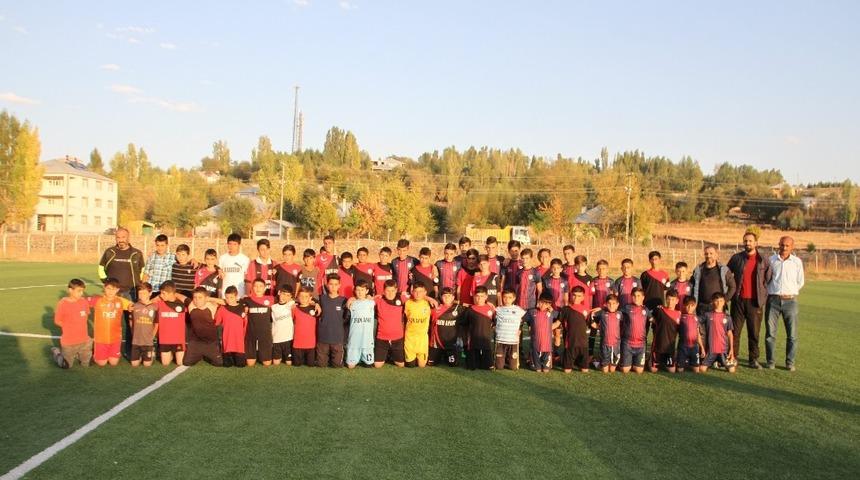 1071 Malazgirtspor Takımından gol şov