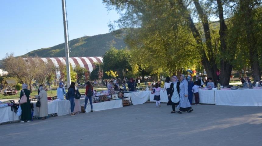 Bitlisli kadınlardan kermes