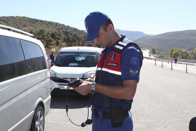 Çankırı'da helikopter ve drone destekli trafik denetimi