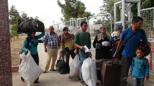 Bayram için ülkesine giden 27 bin Suriyeli döndü