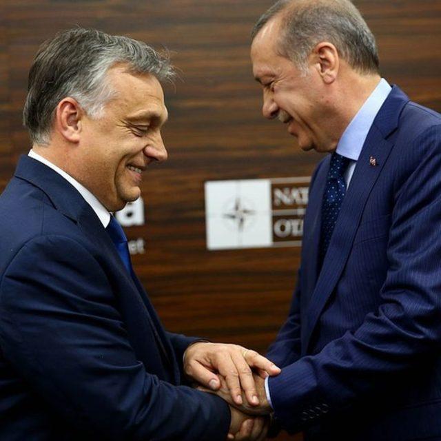Orban (solda) ve Erdoğan