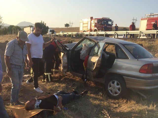 Otomobil şarampol devrildi: 2 çocuk öldü, 3 yaralı