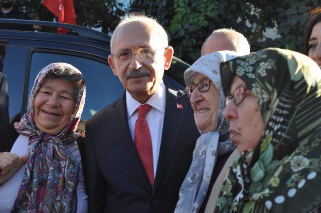 Kılıçdaroğlu'na şehit evi ziyaretinde protesto (3)