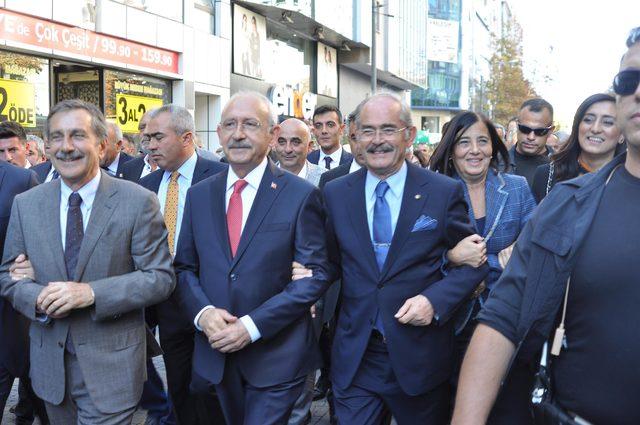 Kılıçdaroğlu'na şehit evi ziyaretinde protesto (3)