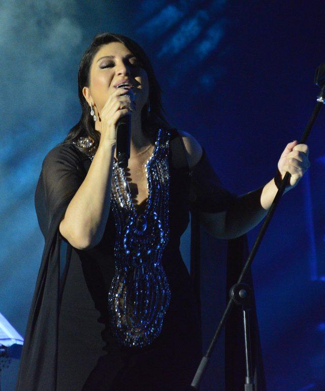 Bursa da Sibel Can konseri 1