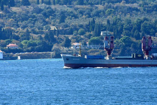 Çanakkale Boğazı'ndan Rus askeri kargo gemisi geçti