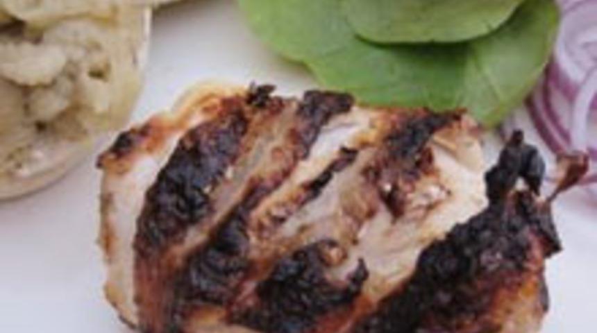 Barbek&uuml;de Baharatlı Tavuk