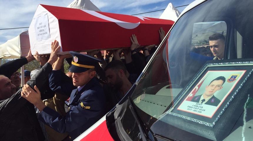 Şehitlerimizi uğurluyoruz