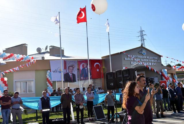 Van'da yapılan modern 'Hayvan Bakım Evi' hizmete açıldı