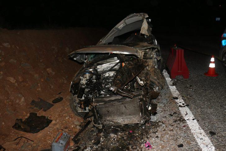 Aydın'da feci kaza: 3 ölü, 2 yaralı G2