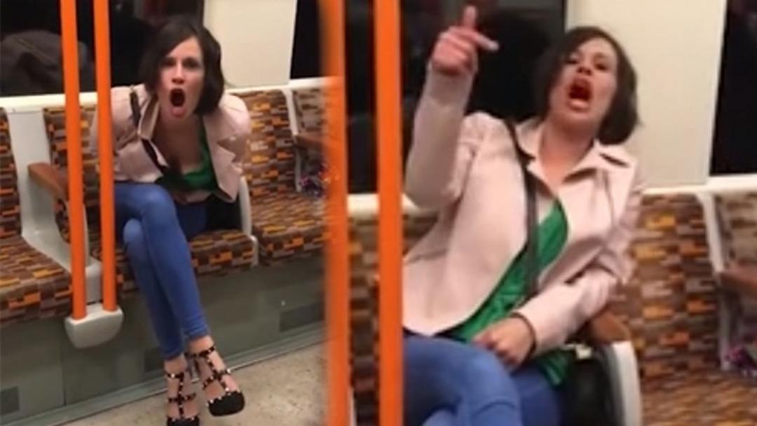 Londra metrosunda ırk&ccedil;ı saldırı