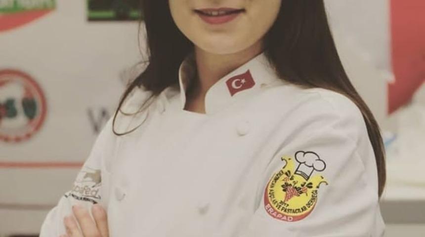 Erzincan Aş&ccedil;ılar ve Pastacılar Derneği milli değerlere sahip &ccedil;ıkıyor