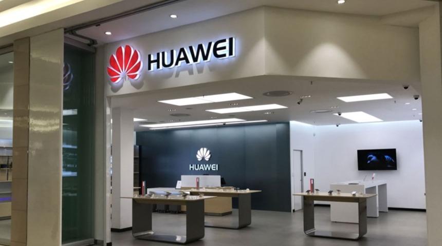 Huawei de T&uuml;rkiye'de mağaza a&ccedil;acak!
