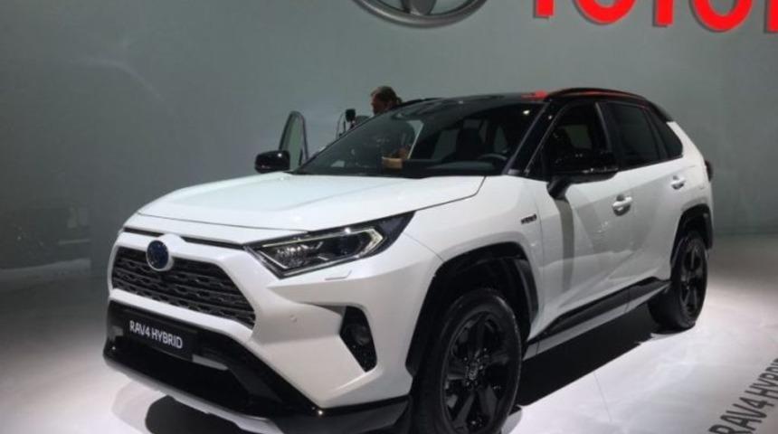 Toyota RAV4 boy g&ouml;sterdi