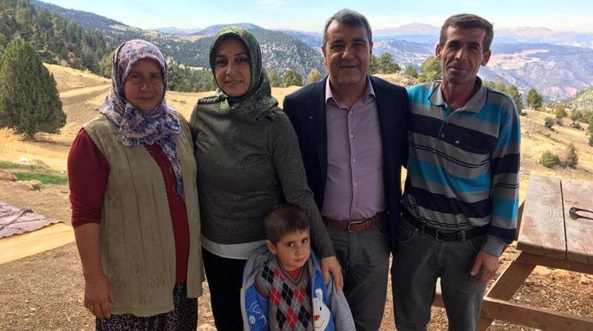 Sarıkeçili Yörükleri göçe hazırlanıyor