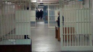 Silivri Cezaevi'nde 'yok artık' dedirten olay: Gardiyan ve hükümlü gece yarısı dışarıp çıkıp, bir paketle geri döndü!